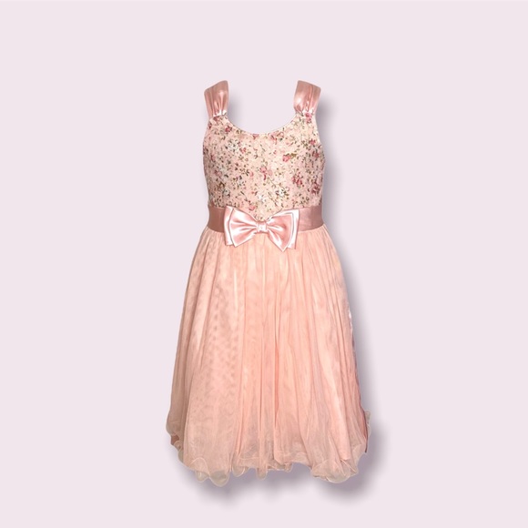 New* pretty multi-colored pink dress! Size: 5 little girls! - Picture 2 of 3